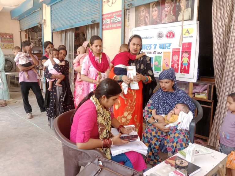 Strengthening routine Immunization through community mobilization and partnership for healthier mothers and children.